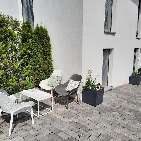Apartments Bei Playmobil 2,130 M2,24H Self Check-In,Free Parking Zirndorf Eksteriør bilde